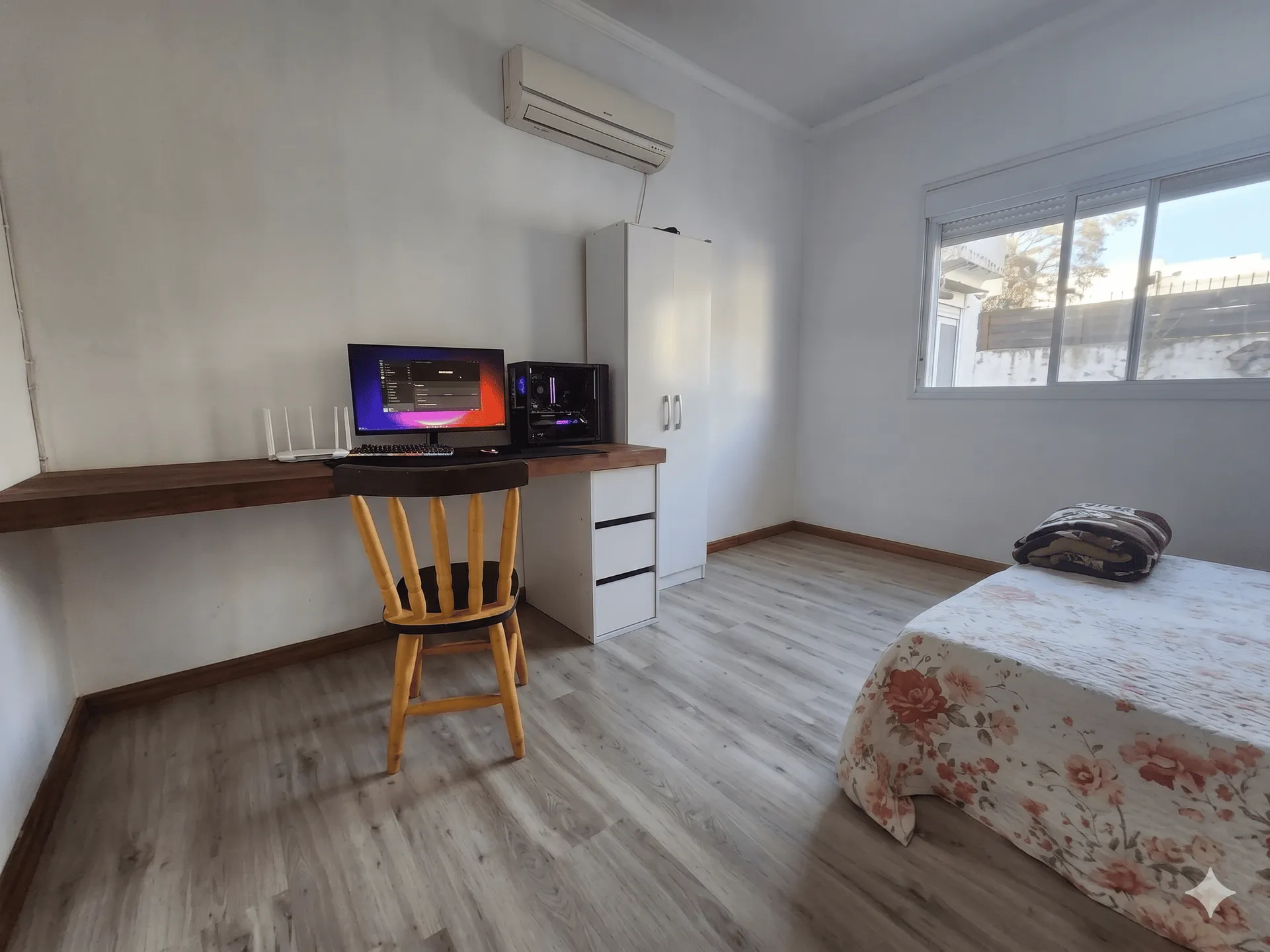 Casa à venda no Laranjal, Pelotas - 175 m², 2 quartos, lareira, amplo espaço gourmet com churrasqueira e pátio com piscina. - 11