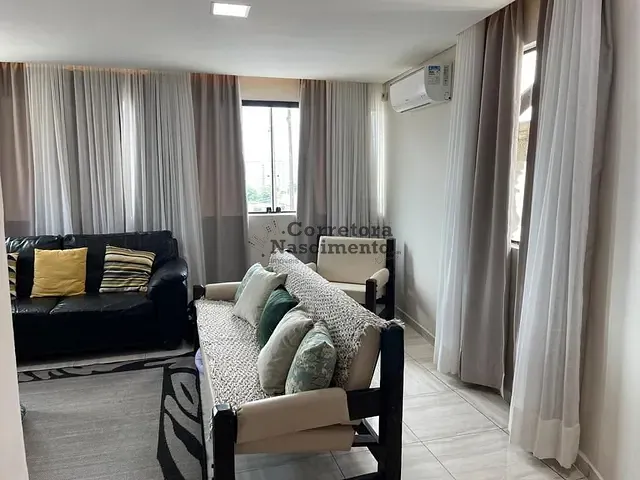 Casa com 1m² 4 quartos e 2 banheiros, à venda, no bairro Centro em Jacareí