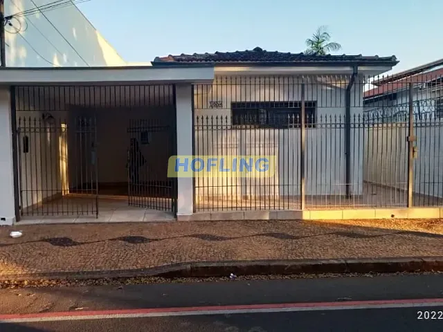 Casa com 300m² 3 quartos e 1 banheiro, à venda, no bairro Vila Indaiá em Rio Claro