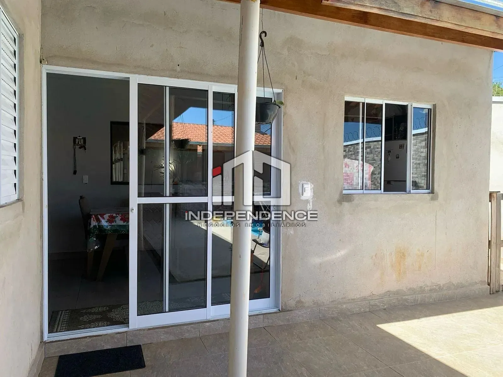 Casa, 3 quartos, 90 m² - Foto 1