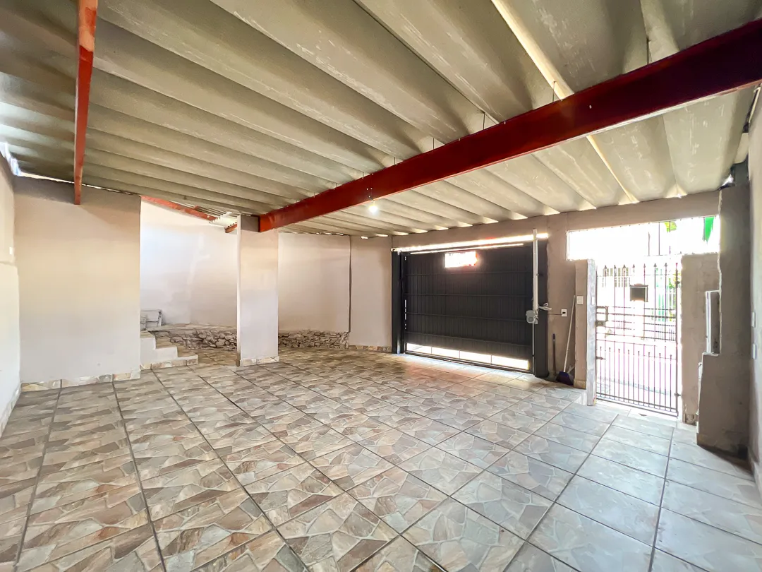 Casa para venda em Jardim Guarau com 4 quartos, 60m²