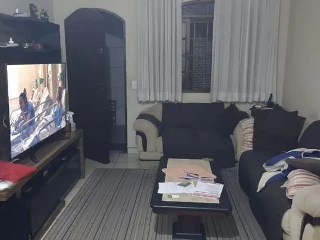 Casa com 250m² 2 quartos e 2 banheiros, à venda, no bairro Novo Osasco em Osasco