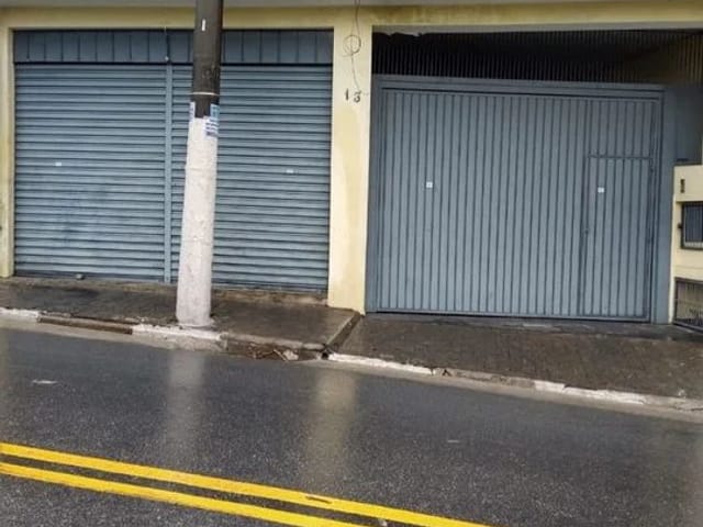 Casa com 250m² 2 quartos e 2 banheiros, à venda, no bairro Novo Osasco em Osasco