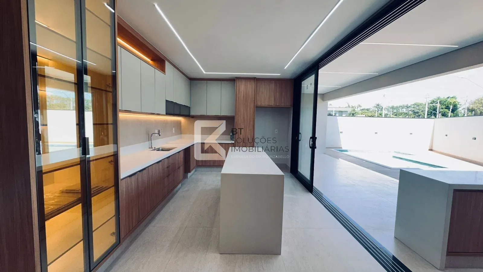 Casa, 3 quartos, 210 m² - Foto 8