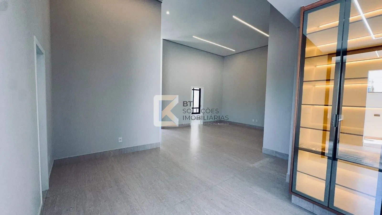 Casa, 3 quartos, 210 m² - Foto 3