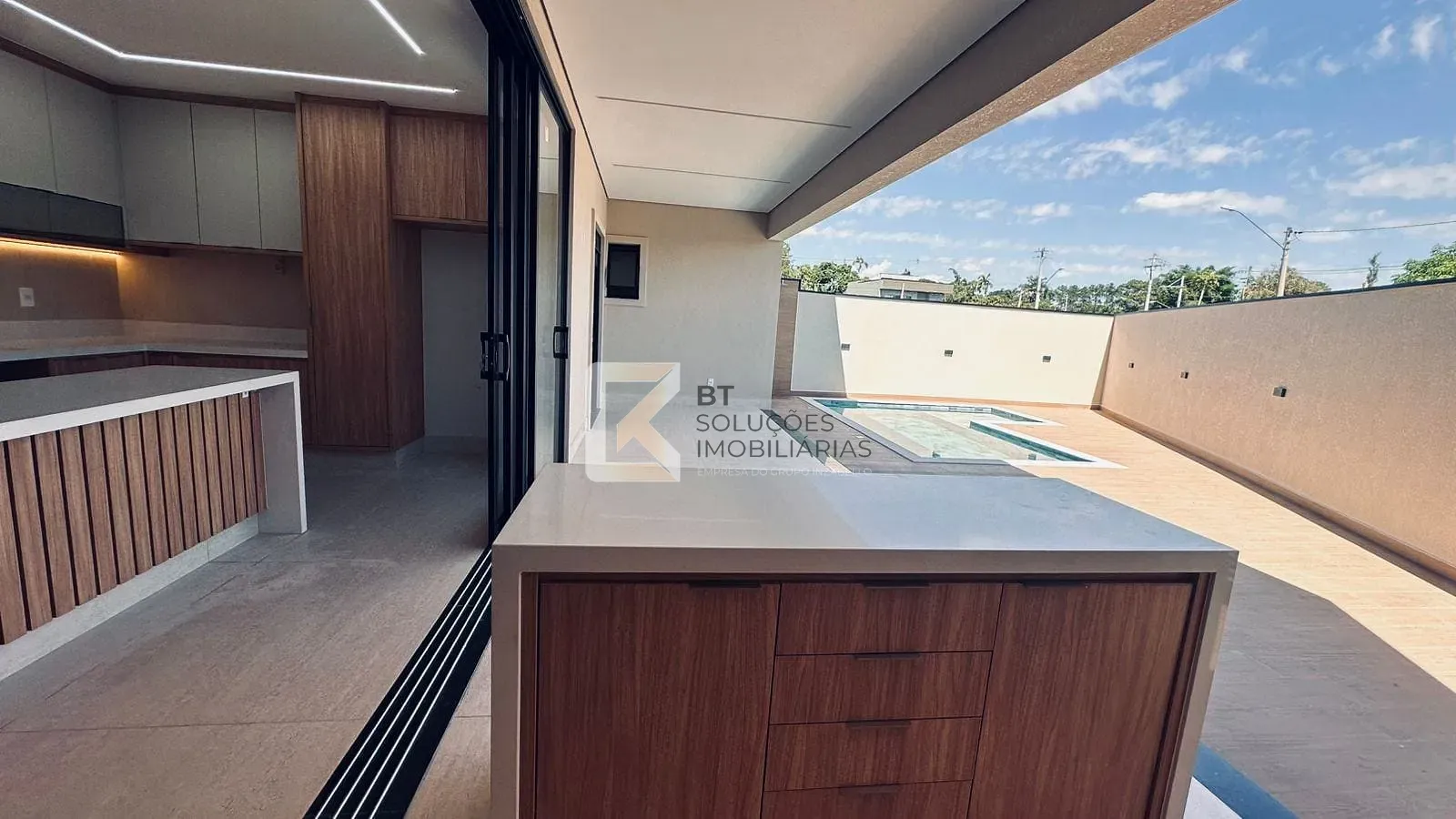 Casa, 3 quartos, 210 m² - Foto 31