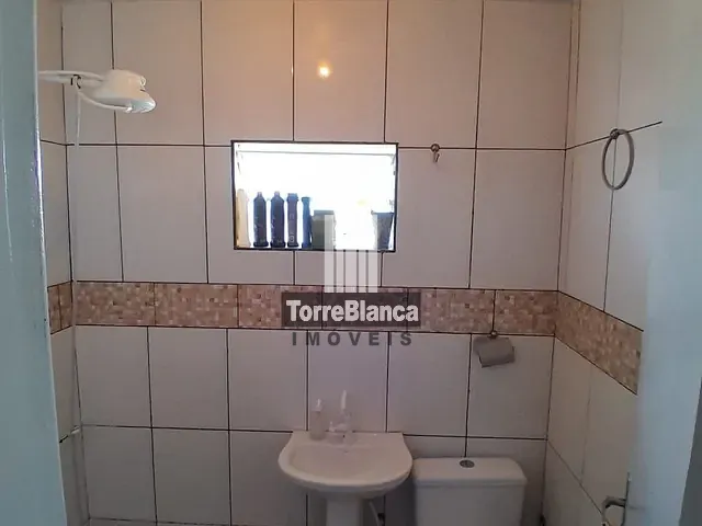 Casa 2 quartos e 1 banheiro, à venda, no bairro Contorno em Ponta Grossa