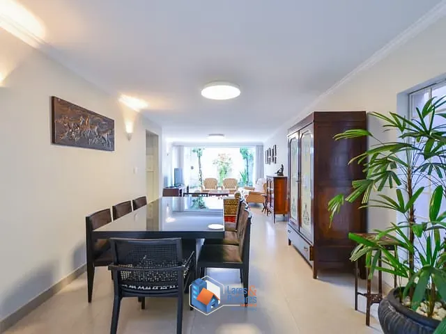 Casa com 200m² 3 quartos e 4 banheiros, à venda, no bairro Brooklin em São Paulo