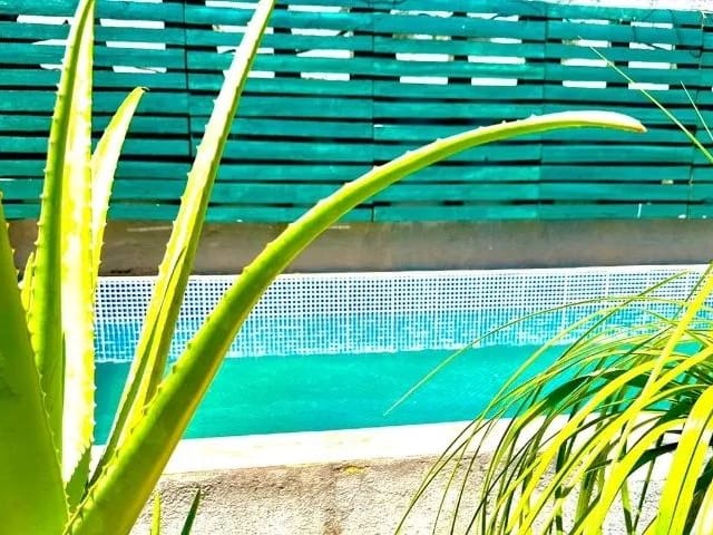 Casa com 252m² 5 quartos e 3 banheiros, à venda, no bairro Cidade Ariston Estela Azevedo em Carapicuíba