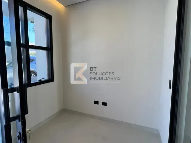 Casa com 200m² 3 quartos e 2 banheiros, à venda, no bairro Jardim Bréscia em Indaiatuba