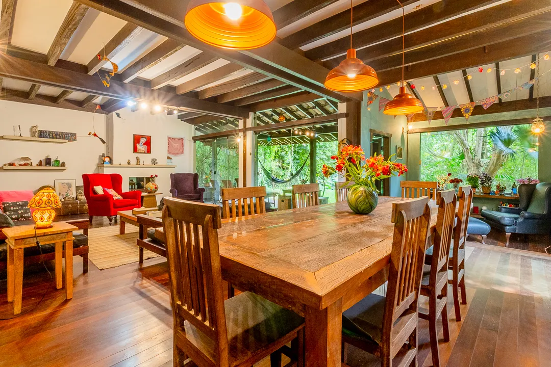 Casa no condomínio PARQUE PRIMAVERA para venda e locação com 4 quartos, sendo 2 suítes, 391m²