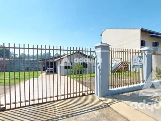 Casa com 717m² 3 quartos e 2 banheiros, à venda, no bairro Contorno em Ponta Grossa