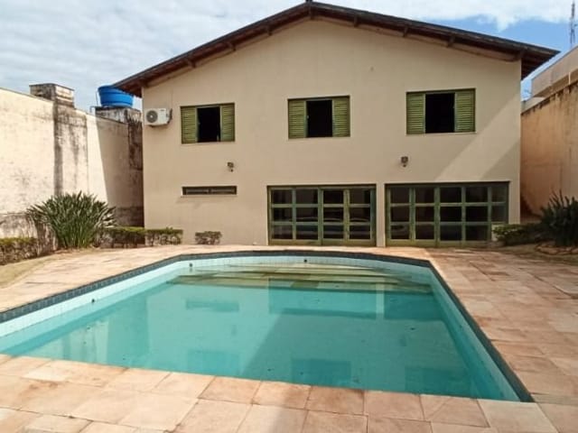 Foto do Casa - Casa com 3 dormitórios à venda, 439 m² por R$ 750.000,00 - Boa Vista - Uberaba/MG | ZUCATO IMOBILIARIA LTDA