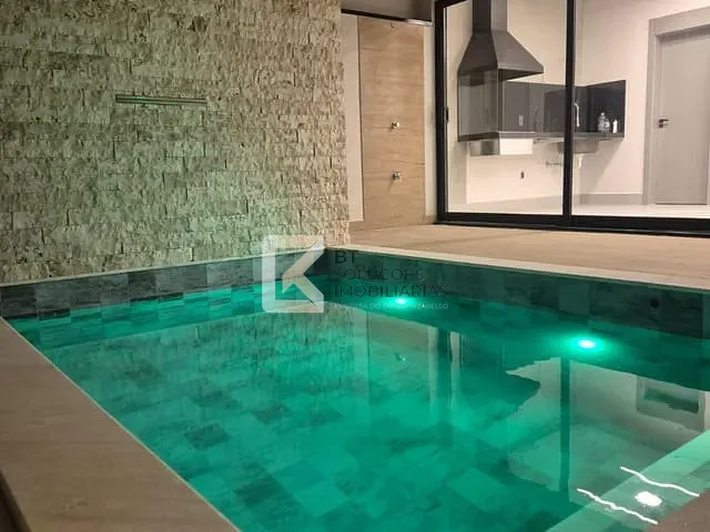 Casa com 300m² 3 quartos e 3 banheiros, à venda, no bairro Jardim Juliana em Indaiatuba
