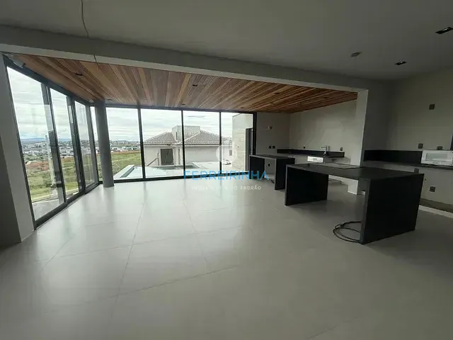 Casa com 357m² 4 quartos e 5 banheiros, à venda ou para alugar, no bairro Urbanova em São José dos Campos