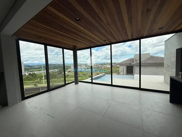 Casa com 357m² 4 quartos e 5 banheiros, à venda ou para alugar, no bairro Urbanova em São José dos Campos