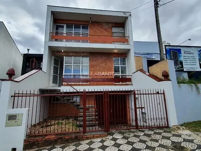 Casa com 214m² 3 quartos e 5 banheiros, à venda, no bairro Jardim Vergueiro em Sorocaba