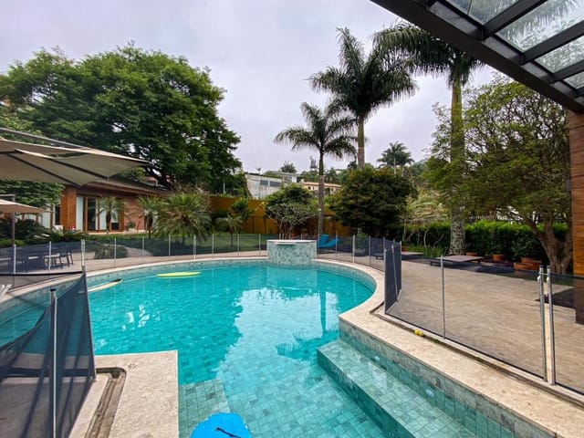 Casa com 2600m² 4 quartos e 6 banheiros, à venda, no bairro Jardim Guedala em São Paulo