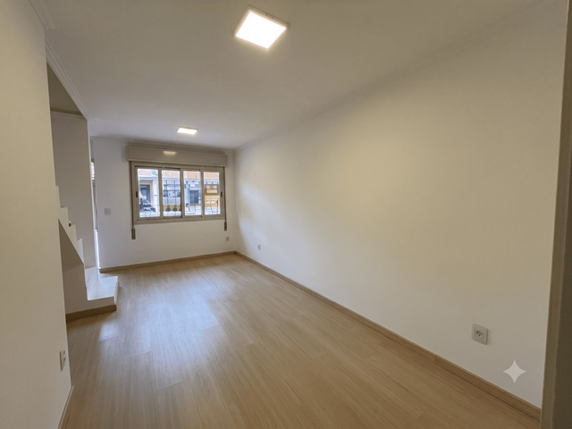 Casa com 60m² 1 quarto e 1 banheiro, à venda, no bairro Areal em Pelotas