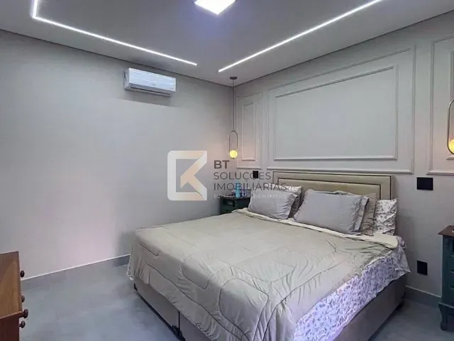 Casa com 300m² 3 quartos e 4 banheiros, à venda, no bairro Colinas de Indaiatuba em Indaiatuba