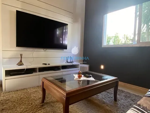 Casa com 742m² 4 quartos e 3 banheiros, à venda, no bairro Condomínio Reserva do Paratehy em São José dos Campos