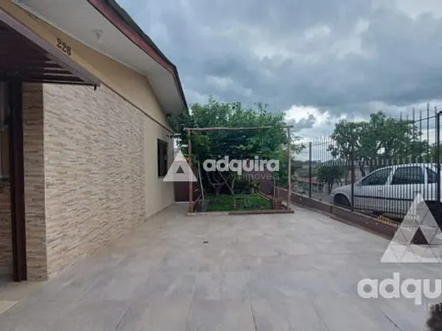Casa com 504m² 3 quartos e 3 banheiros, à venda, no bairro Contorno em Ponta Grossa