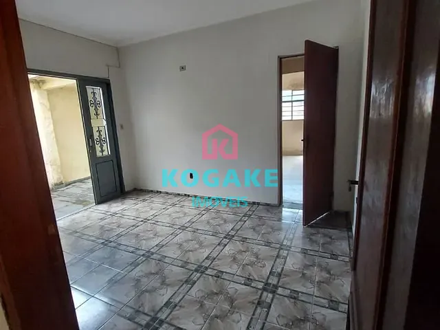 Casa com 300m² 4 quartos e 2 banheiros, à venda, no bairro Monte Castelo em São José dos Campos