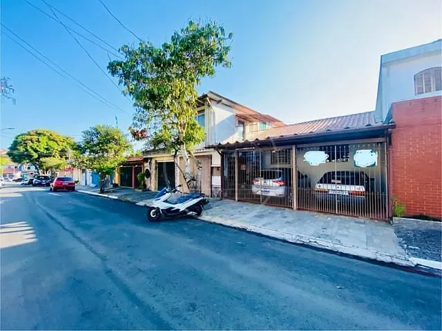 Casa com 250m² 4 quartos e 1 banheiro, à venda, no bairro Cidade Dutra em São Paulo