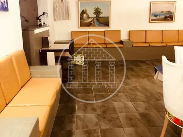 Casa com 260m² 3 quartos e 6 banheiros, à venda, no bairro Vila Marari em São Paulo