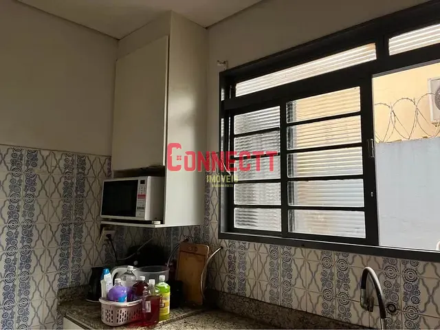 Casa com 112m² 2 quartos e 1 banheiro, à venda, no bairro Vila Amelia em Ribeirão Preto