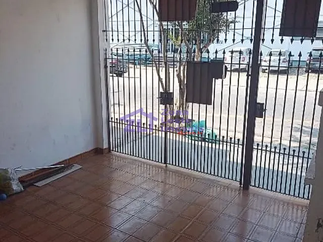 Casa com 240m² 2 quartos e 1 banheiro, à venda, no bairro Chácara Santo Antônio (Zona Leste) em São Paulo