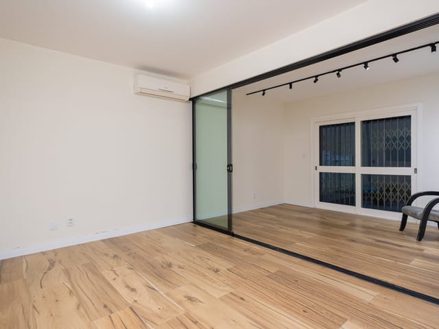Casa com 327m² 3 quartos e 3 banheiros, à venda, no bairro Areal em Pelotas