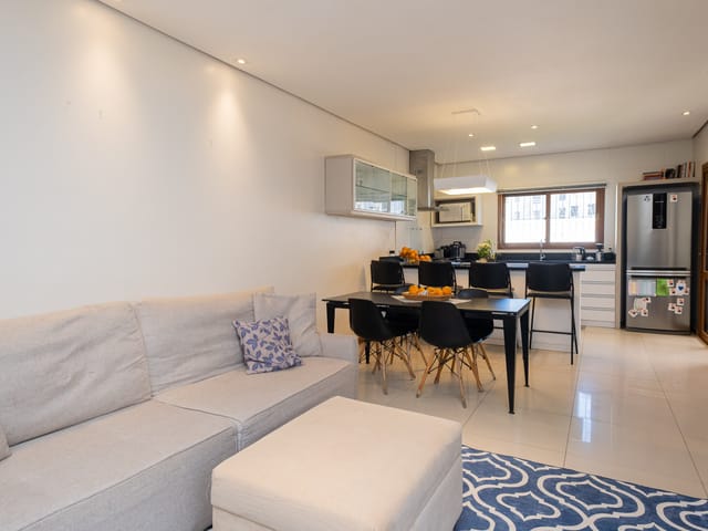 Casa 2 quartos e 2 banheiros, à venda, no bairro Areal em Pelotas