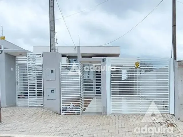 Casa com 100m² 3 quartos e 2 banheiros, à venda, no bairro Nova Rússia em Ponta Grossa
