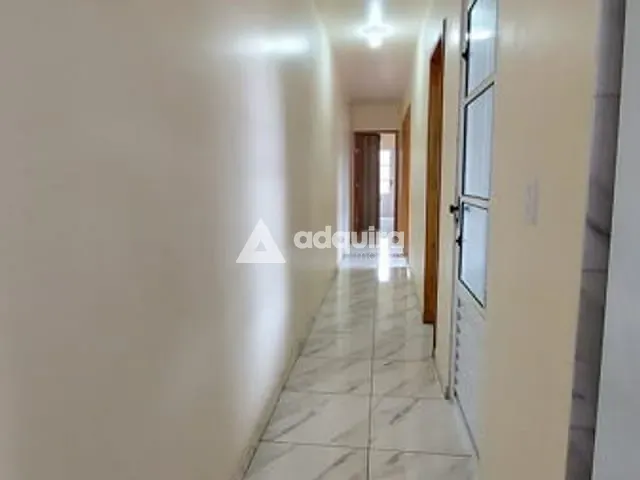 Casa com 100m² 3 quartos e 2 banheiros, à venda, no bairro Nova Rússia em Ponta Grossa
