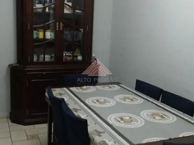 Casa com 163m² 2 quartos e 1 banheiro, à venda, no bairro Vila Eldízia em Santo André