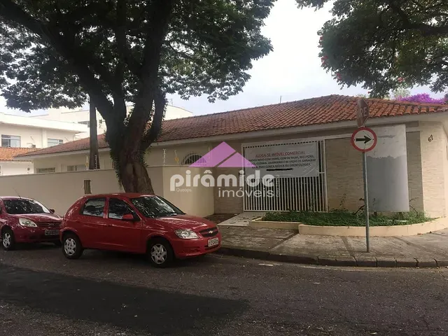 Casa com 300m², para alugar, no bairro Vila Rubi em São José dos Campos