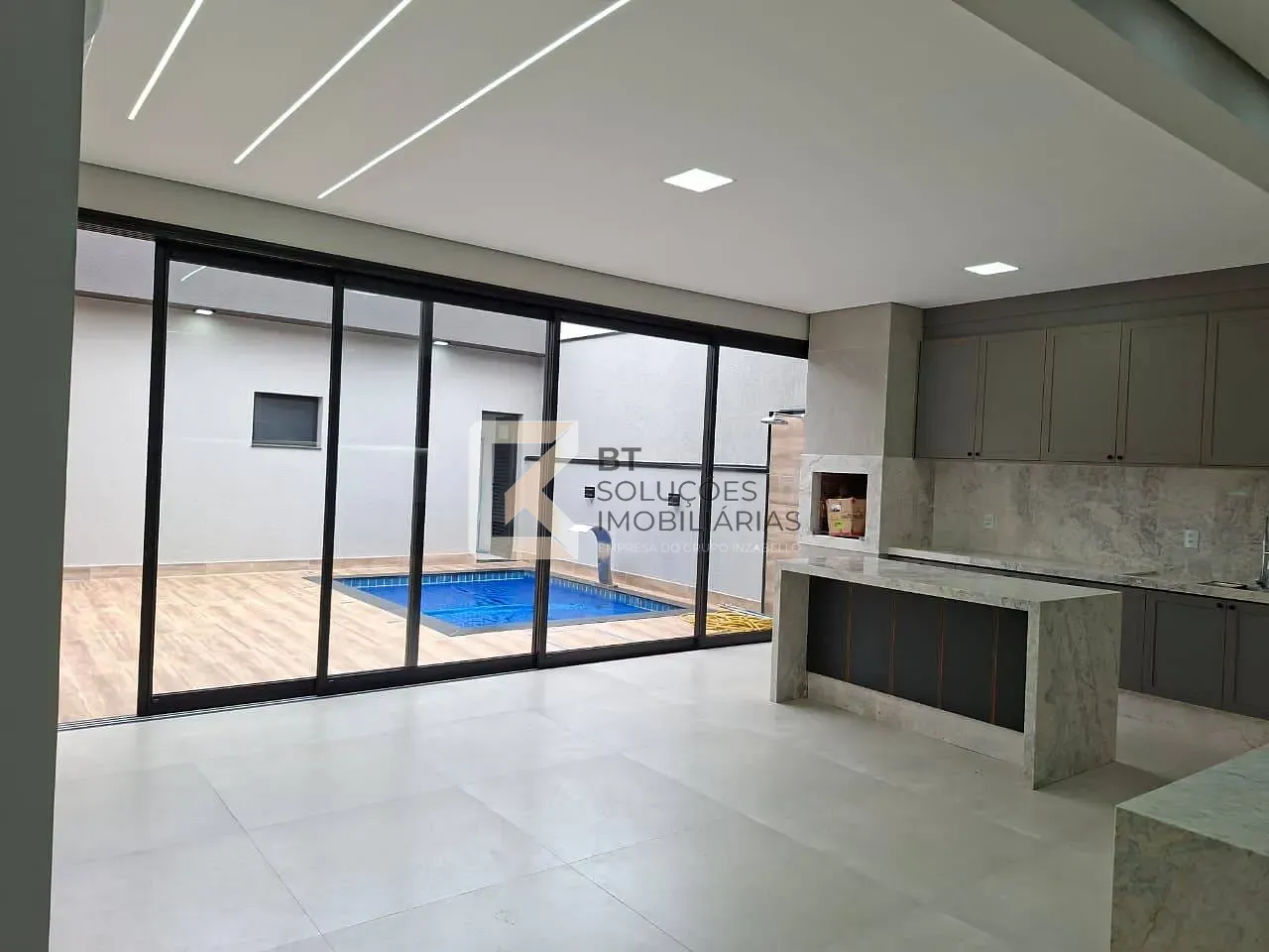 Casa, 3 quartos, 225 m² - Foto 15