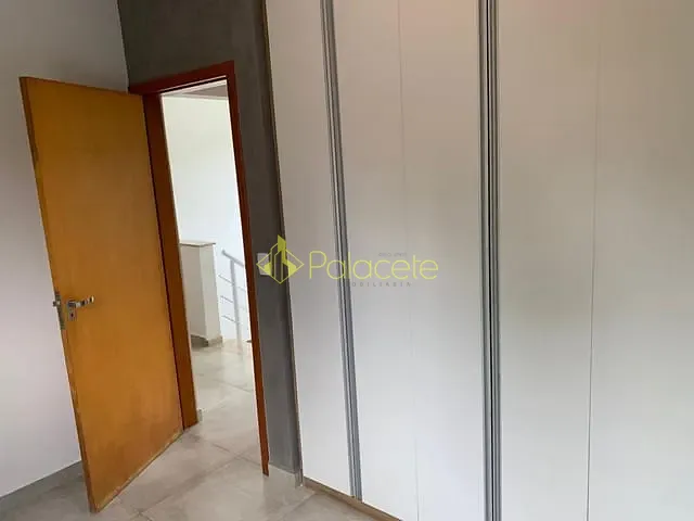 Casa com 119m² 3 quartos e 2 banheiros, à venda, no bairro Vila Areao em Taubaté