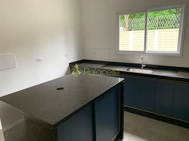 Casa com 119m² 3 quartos e 2 banheiros, à venda, no bairro Vila Areao em Taubaté