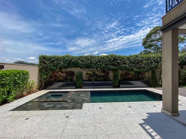 Casa com 640m² 5 quartos e 7 banheiros, à venda, no bairro Tamboré em Santana de Parnaíba