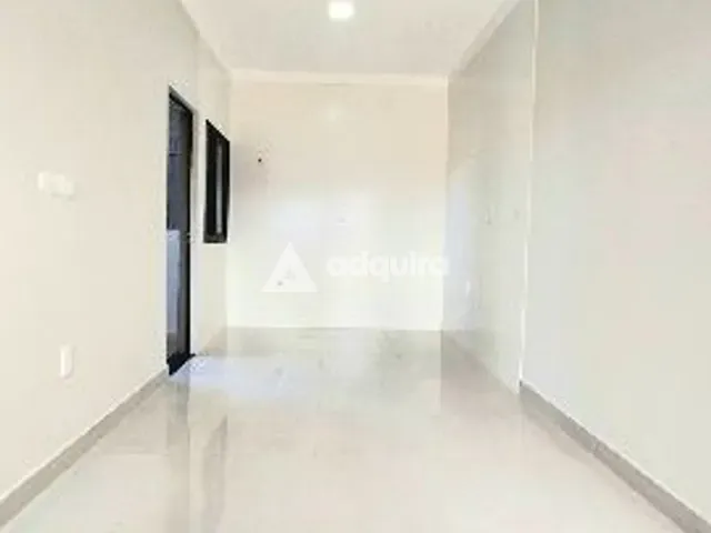 Casa com 105m² 3 quartos e 2 banheiros, à venda, no bairro Uvaranas em Ponta Grossa