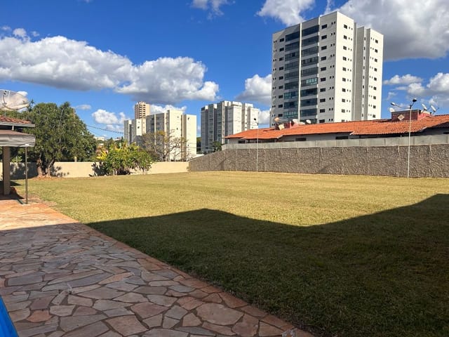 Foto do Casa - Casa com 4 dormitórios, 404 m² - venda por R$ 2.000.000,00 ou aluguel por R$ 5.371,60/mês - Universitário - Uberaba/MG | ZUCATO IMOBILIARIA LTDA