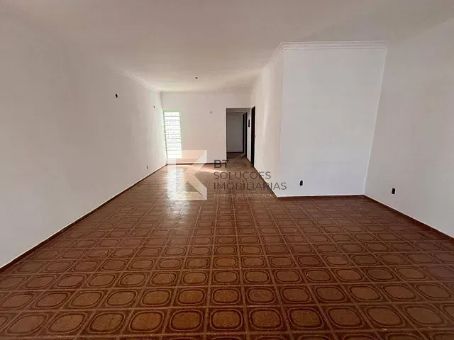 Casa com 400m² 4 quartos e 4 banheiros, à venda, no bairro Jardim Pau Preto em Indaiatuba
