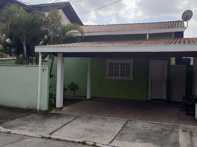 Casa com 250m² 3 quartos e 2 banheiros, à venda, no bairro Urbanova em São José dos Campos