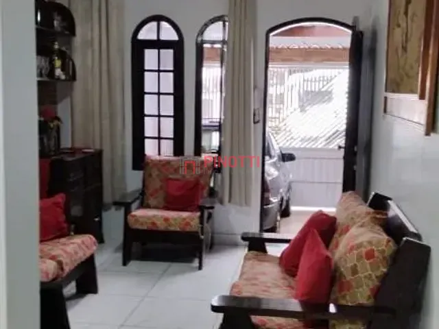Casa 4 quartos e 6 banheiros, à venda, no bairro Jardim Pilar em Santo André