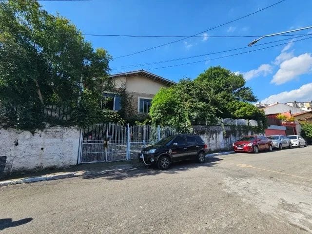 Casa com 536m² 3 quartos e 4 banheiros, à venda, no bairro Vila Caiuba em São Paulo