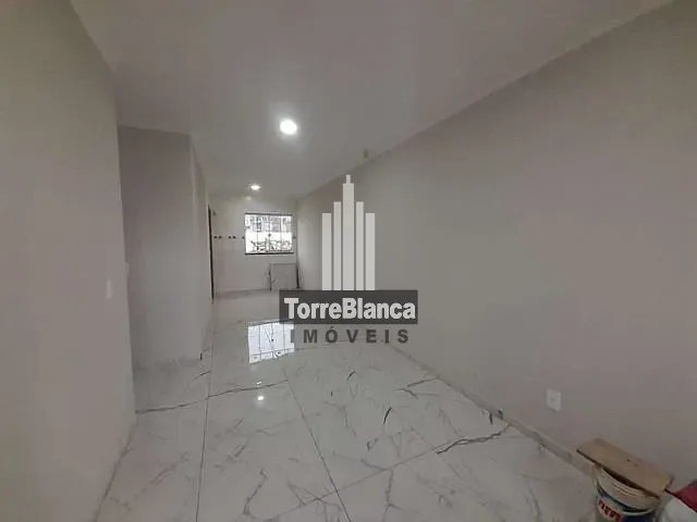 Casa com 353m² 3 quartos e 1 banheiro, à venda, no bairro Cará-Cará em Ponta Grossa