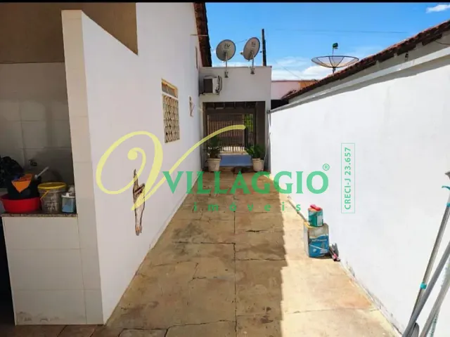 Casa com 210m² 3 quartos e 2 banheiros, à venda, no bairro Jardim Jéssica (Zona Rural) em São José do Rio Preto
