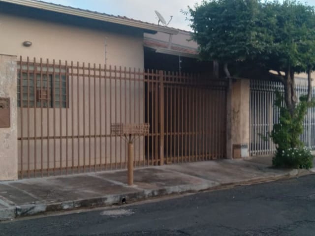 Foto do Casa - Casa à venda e locação 2 Quartos, 324M², Jardim América, Uberaba - MG | ZUCATO IMOBILIARIA LTDA